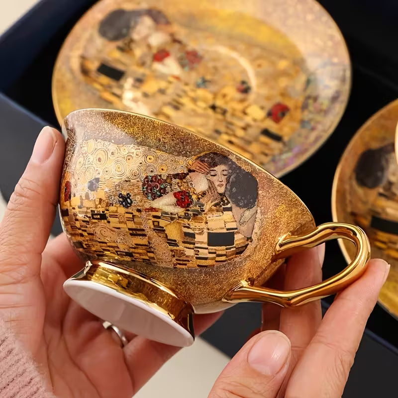 Juego de taza de café y platillo de porcelana fina