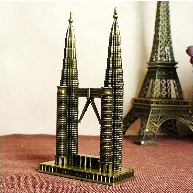 Maqueta 3D de Puntos de Referencia Mundiales de Metal 🌍