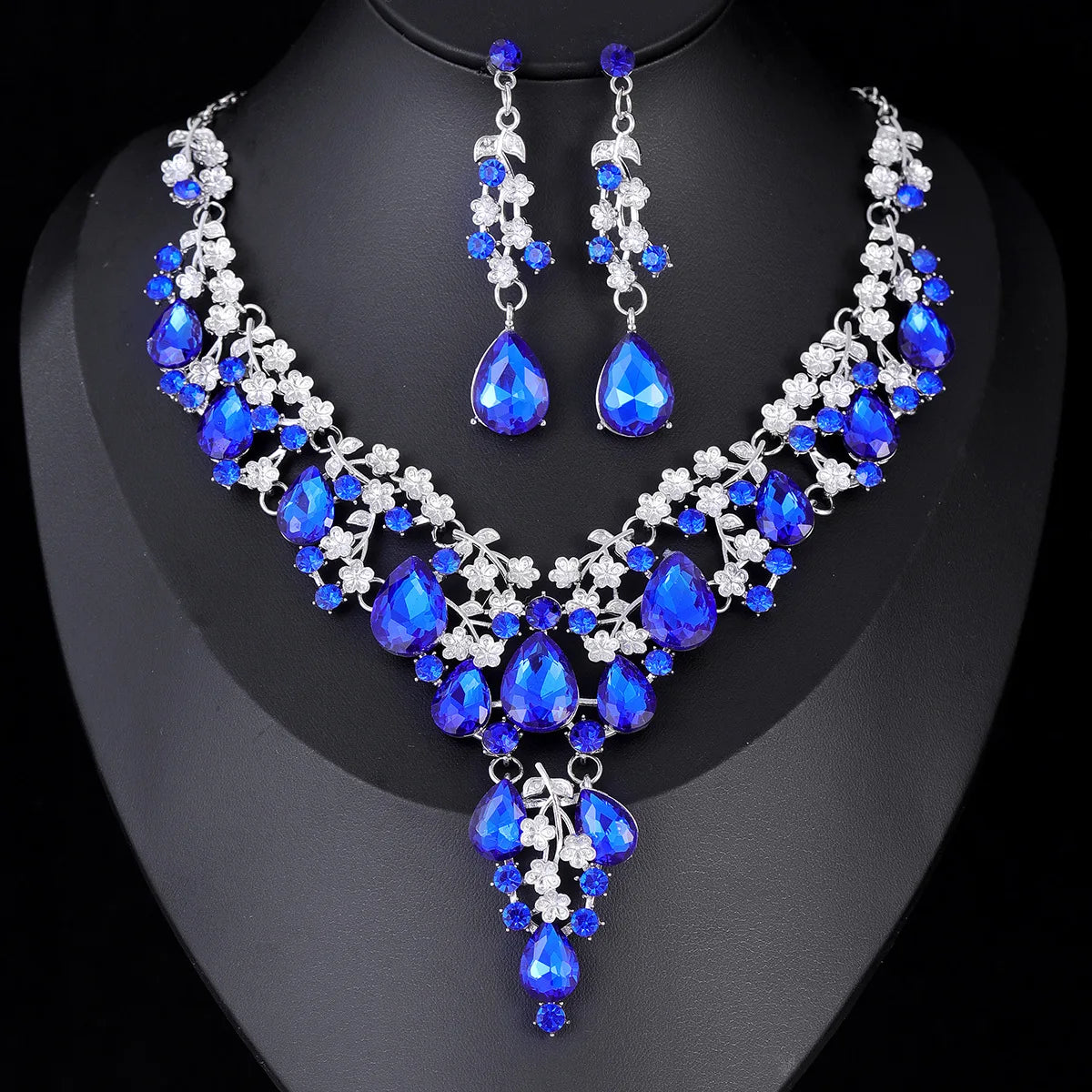 Luxury Crystal Jewelry Set ✨ (3PCS)