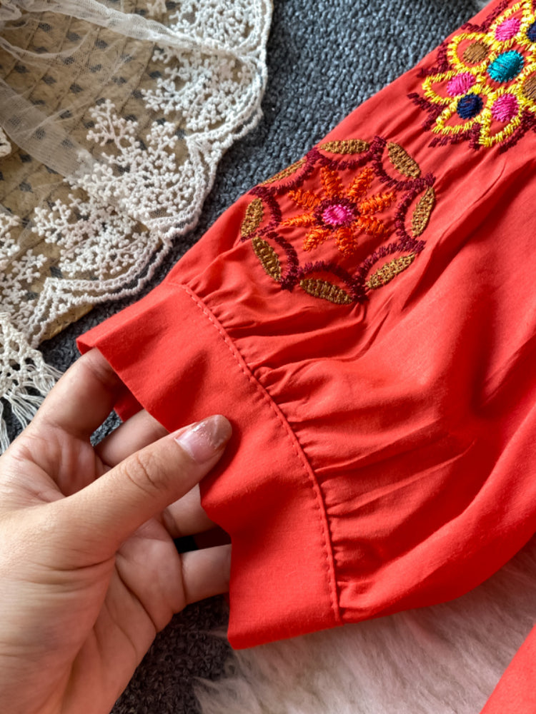 Bohemian Floral Embroidery Mini Dress – Vintage Beach Style