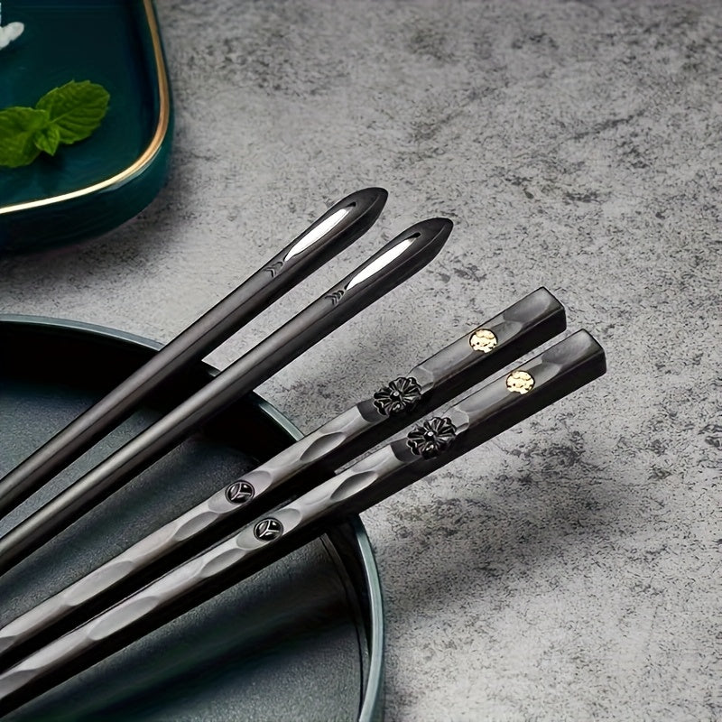 5 Pairs Reusable Food-Grade Chopsticks – Durable Black Plastic