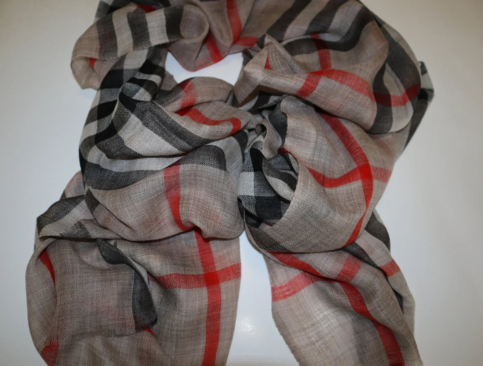 Exclusive and Luxurious Cashmere Stole/Scarf From Nepal - World Gifts
