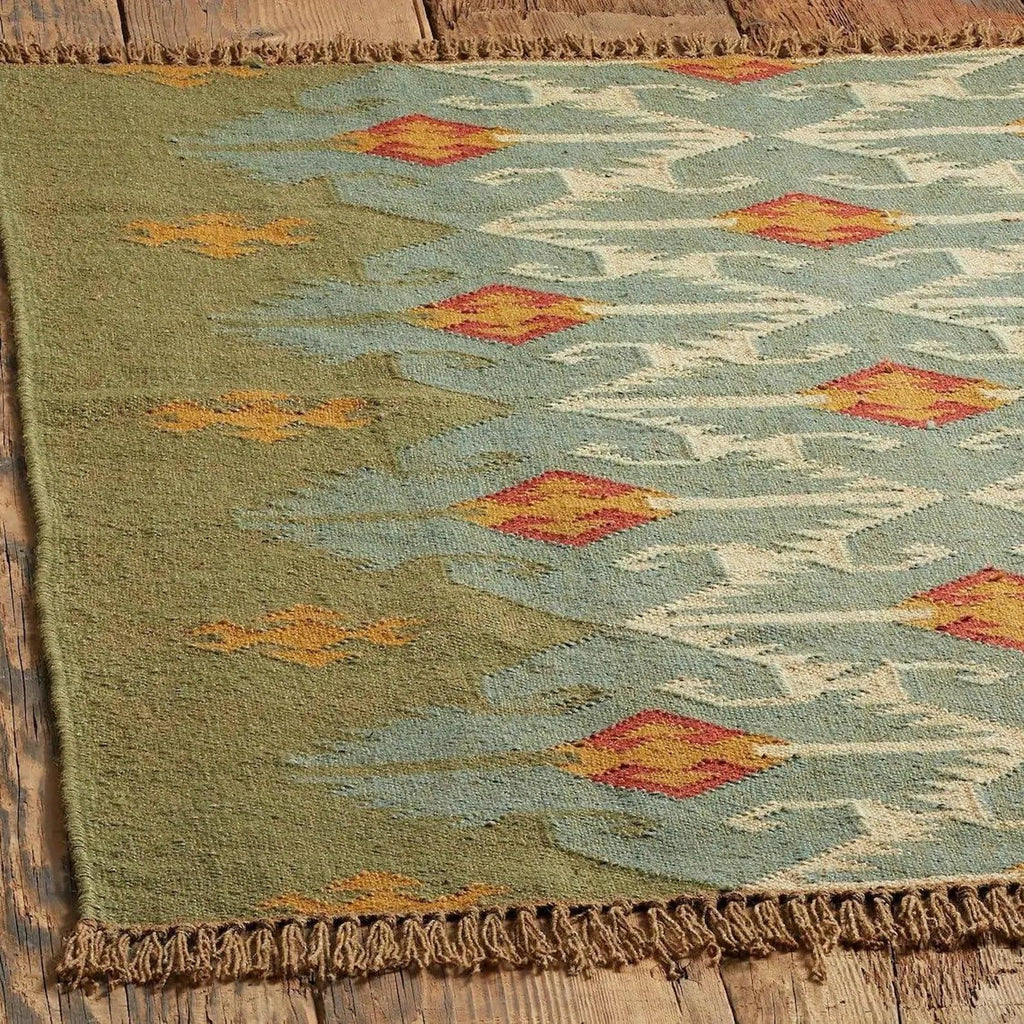 Traditional Turkish kilim Rug - World Gifts