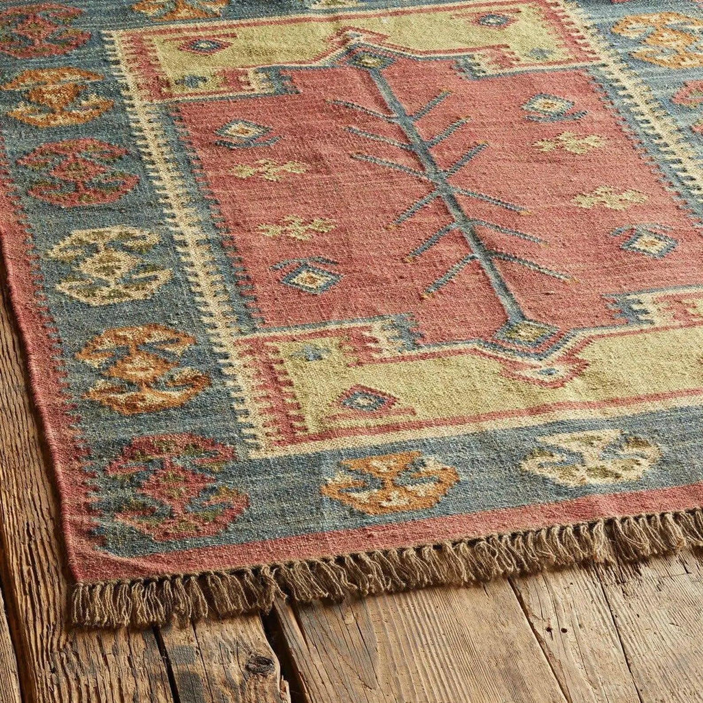 Traditional Turkish kilim Rug - World Gifts