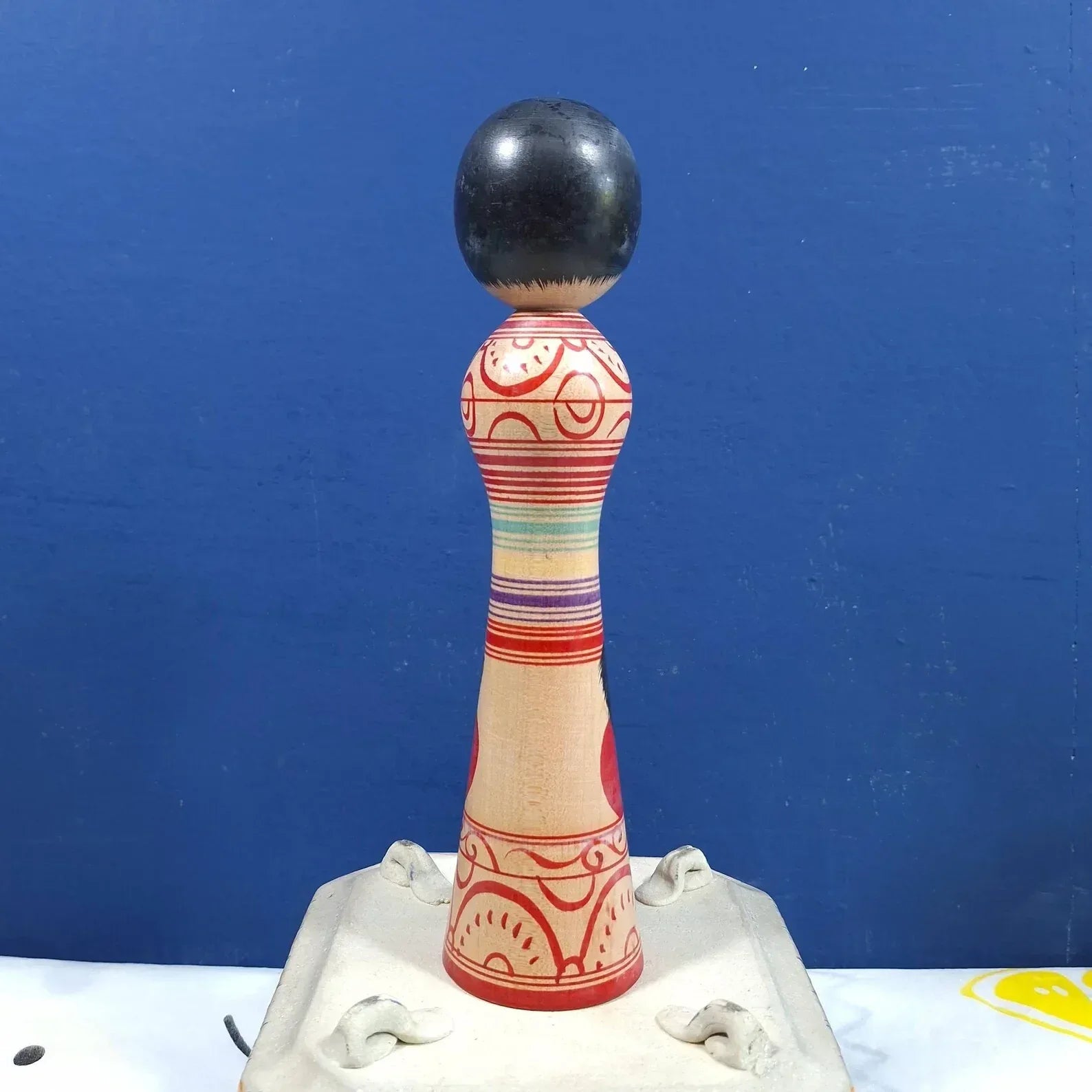 Hand-painted Japanese Kokeshi doll - World Gifts